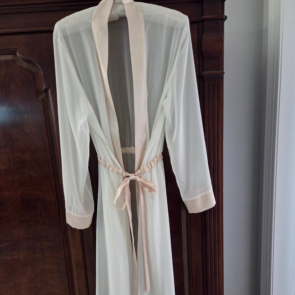 Flora Nikrooz Robe L/XL - Picture 5 of 8
